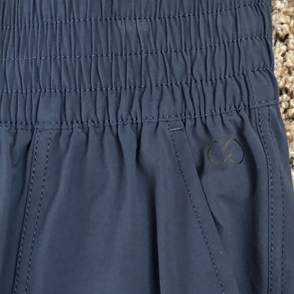 CALIA by Carrie Underwood Nyluxe Woven Ankle Zip Athletic Jogger Pant Blue - Picture 4 of 9